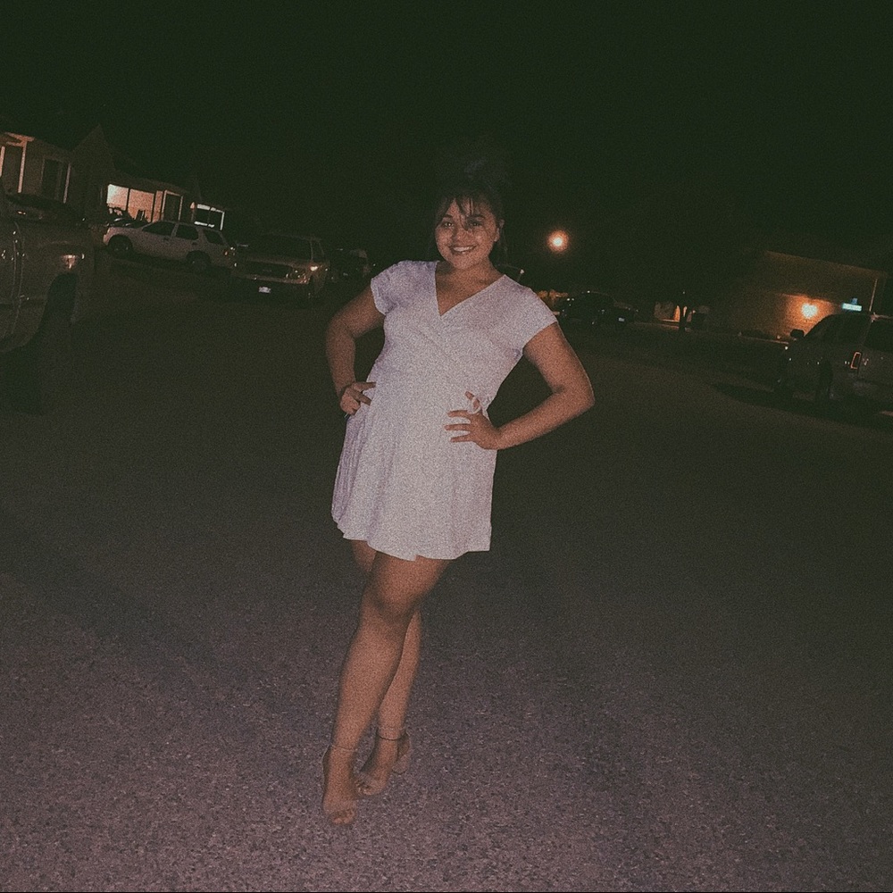 Short sleeve dress